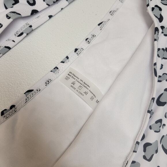 2 Piece Black & White Leopard Print Cap Style Sleeve Bikini sz M - Picture 3 of 8